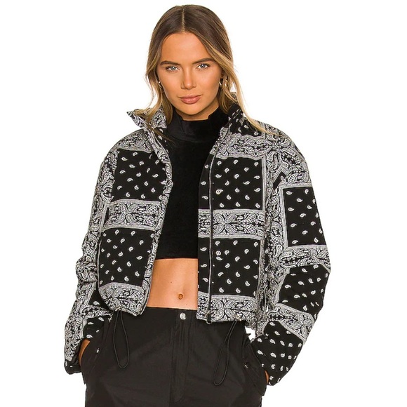 Superdown Gianina Puffer Jacket in Black - Picture 1 of 6
